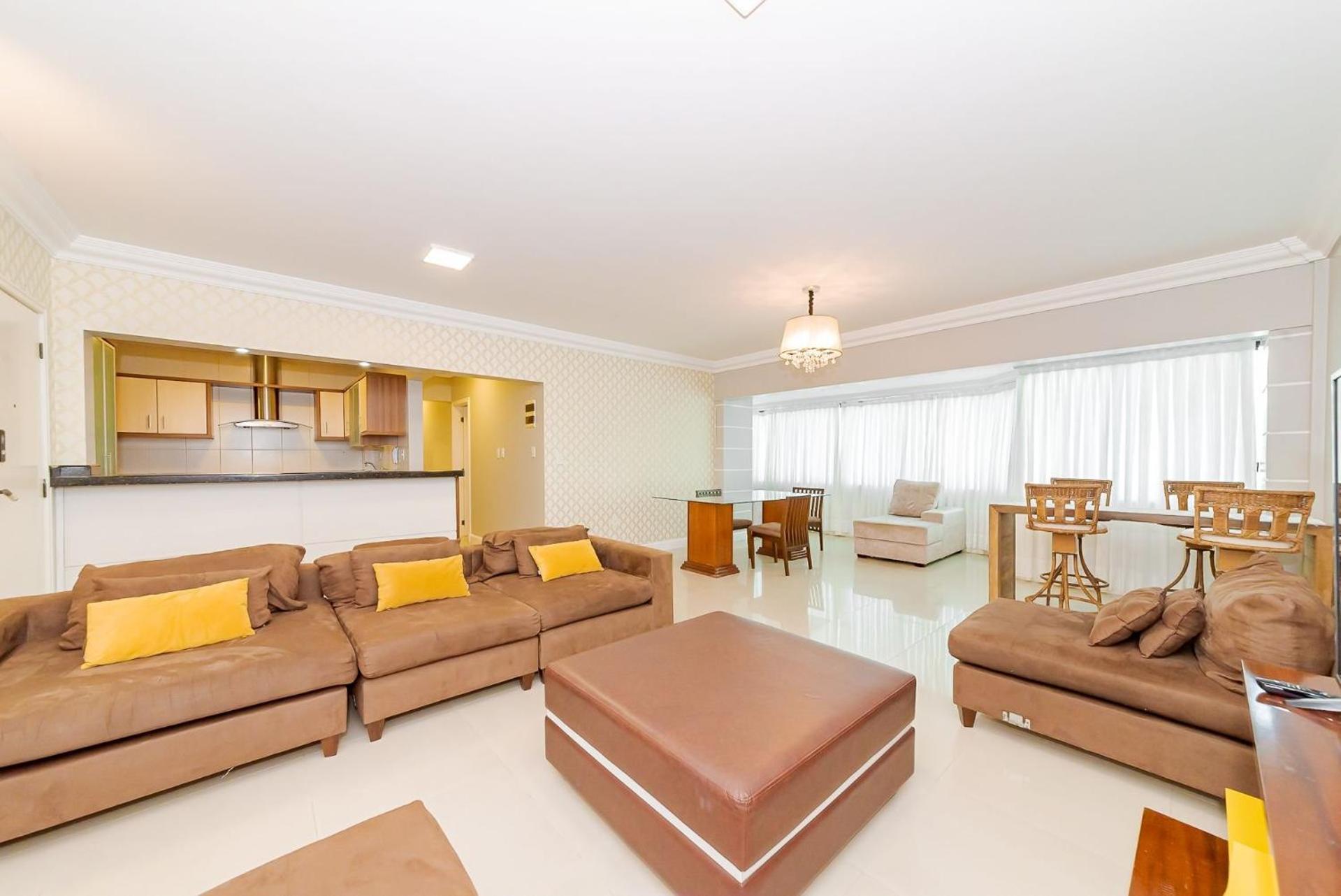 Apto Amplo 1Suite Mais 2Quartos - Quadra Mar 50M Da Praia - Somente Familiares Balneário Camboriú المظهر الخارجي الصورة