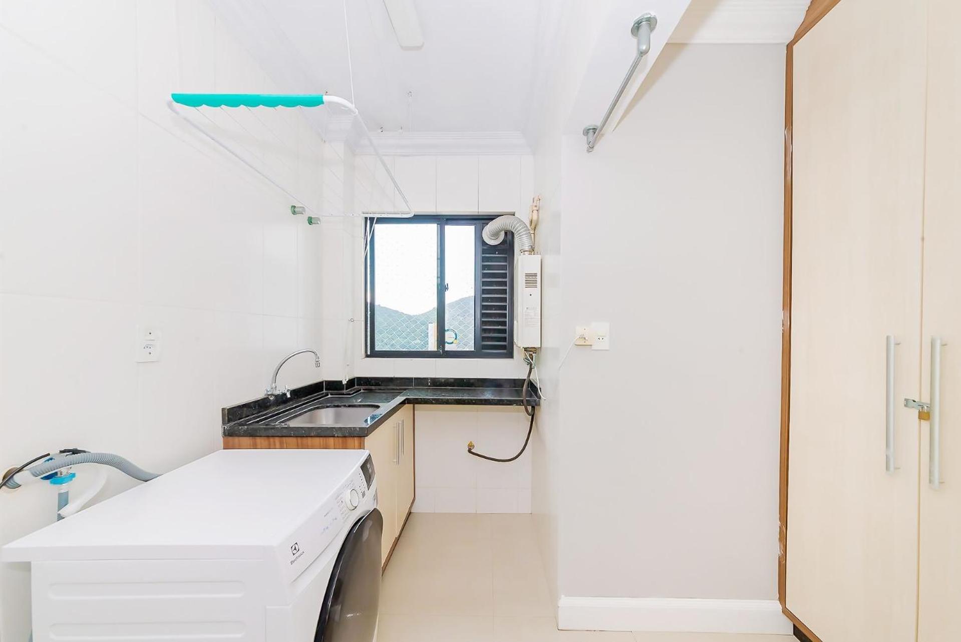 Apto Amplo 1Suite Mais 2Quartos - Quadra Mar 50M Da Praia - Somente Familiares Balneário Camboriú المظهر الخارجي الصورة